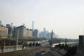 G7852进站
承德南——北京
07:35——09视频封面