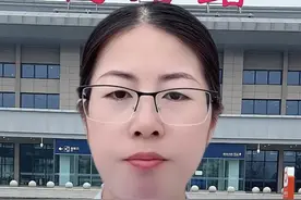 高压线拆迁房屋应当依法充分补偿 高压线离房屋太近居住不安全，不给拆迁，村民可以要求测量安全距离，如果超出规定就可以要求搬迁！#高压线拆迁#高压铁塔拆迁#征地拆迁视频封面
