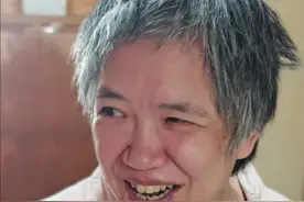  为何屡次失误的员工，总能被老板“特殊照顾”？ 职场迷局让艾莲憋出内伤！#强迫症 #父亲