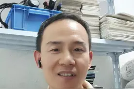 杨紫的李羲承进行曲看了很多遍还是很上头，上到99下到刚会走都被这魔性的舞蹈所征服，就连全国各地的大小文旅都开始魔性上了。#杨紫跳了李羲承进行曲 #杨紫 #杨紫跳舞 #杨紫跳李羲承进行曲开始就放弃