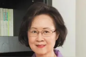 琼瑶去世后，儿媳何秀琼坚决守护家财#明星背后的故事视频封面