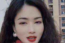 陪一个少女长大，不如陪陪阿姨说说心里话😂😂#幽默段子 #一本正经胡说八道 #逗乐段子视频封面