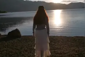 疲惫时想喝酒，一醉解千愁图片