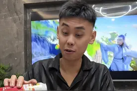 他可能对“打猎回家的男人”有点误解哈哈哈哈 #微醺时刻 #东北炸串 #老刘几点了