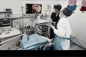 直肠异物 #视频仅供参考如有不适请线下就医 18厘米铅笔如何用无痛肠镜从直肠里取出来