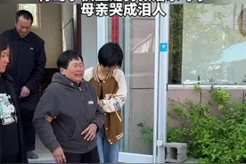 生命最后一刻双手保持托举动作 青岛小伙王龙勇救落水母子 母亲哭成泪人#落水救人 #青岛 #英雄视频封面