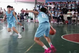 四职校第四节打出20:2 逆转南宁华侨，拿到小组赛首场胜利 #篮球需要沉淀 #用篮球表达心情 #校园篮球 #南宁市高中生篮球联赛 @DOU+小助手视频封面