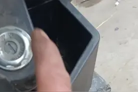 更换电动车电门锁的详细操作步骤 #电动车维修视频教学 #电动车配件大全 #感谢抖音小助手传递正能量