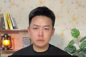 粉丝讲述自己在去年做快递员时，所接到的一个“不存在”的人打来的“寄件电话”……#悬疑 #惊悚视频封面
