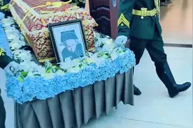 奶奶一路走好，愿天堂无病无痛[🙏🙏🙏视频封面