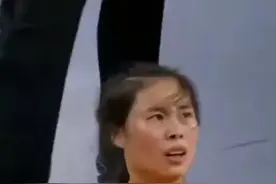 中国人自己的大熊猫#刘禹彤 #篮球女孩 #女篮 #体育精神 #篮球🏀视频封面
