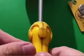 废旧电磁炉不要扔，有大用，可以制作隔空感应加热电路#零基础学电工 #科技 #知识分享 #实用技术分享 #电路 @抖音短视频视频封面