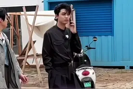 #秦霄贤 #德云社秦霄贤  秦总一路走来收获“好帅”无数 视频来自小🍠 #老秦秦霄贤 #老秦呀视频封面