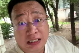 大黄狗800个心眼子，偷吃完竟然还会伪造现场，幸亏不会擦嘴，不然走进科学能拍三期……#主打的就是一个真实 #养狗人 #养狗人的乐趣视频封面