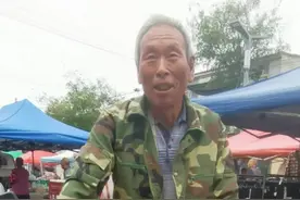 农民大哥1辆老牌摩托车骑了15年不离手，看他如今生活是啥样 #农村生活 #农村老人视频封面