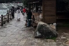 神秘的玉龙雪山距今为何无人登顶？  #玉龙雪山 #雪莲峰 #宛如世界尽头的纯净之地