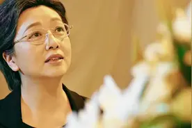 邓丽君突发哮喘意外离世，妈妈强忍悲痛送女儿最后一程...视频封面