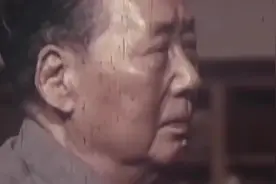 你想不到吧，毛主席居然要交房租 一双拖鞋20年不换视频封面
