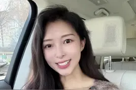 辛顿年度演讲 堪称AI开悟的一期，诺贝尔奖得主对人工智能算法、幻觉、下一代计算方式的年终总结，值得反复多次观看。#人工智能 #算法 #商业新说视频封面