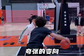 节奏真的好！确实很难防！！！#王贺 #山东teamwork #蜜獾体育视频封面