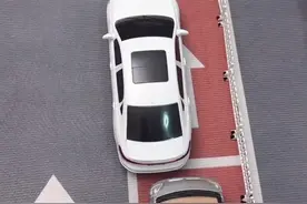 库内平移小技巧 #侧位停车#库内平移 #新手上路 #零基础教学视频封面