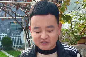 河南特色农家炒馍 吃不完的馒头这样做，出锅瞬间变成餐桌上抢着吃的美食#炒馍丁 #炒馍花 #河南特色美食 #令人向往的田园生活视频封面