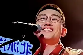 “我一路看过千山和万水 " #远走高飞#金志文#中国好声音#前奏响抬起多少人的回忆 视频封面
