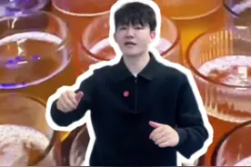 自助酒吧你去过吗？左下角自助啤酒随便喝！ #以酒会友 #自助酒吧 #酒吧 #乌鲁木齐酒吧 #乌鲁木齐视频封面