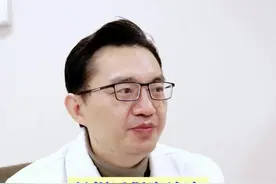 骨折后保守治疗，锻炼不到位导致冻结肩，一定要引起重视 #关注我每天坚持分享知识  #五十肩 #骨折恢复记录 #上海六院骨科欧阳元明 #门诊故事视频封面