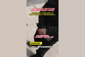 这是一个温暖的故事 聋哑骑手遇到了暖心的保安大哥、顾客和小哥 （视频来源：@小阳vlog ） #记录生活 #温暖 #外卖小哥视频封面