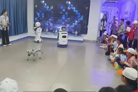 大儿去青州人工智能基地研学（前方发来的部分视频）#机器人视频封面