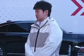 谁能想到，叱咤球场的“小魔王”竟被冷空气一秒破防？真的太可爱啦！#孙颖莎在北京到底有多冷