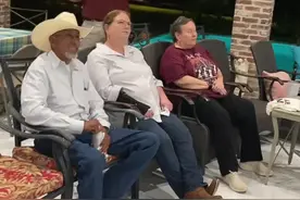 来继续看大姑子家的party,美国人的菜你不能看颜值，一定要亲口尝过才知道#海外生活 #记录真实生活 #海外奇遇见闻录 #跨国婚姻  #休斯顿玫瑰姐姐视频封面