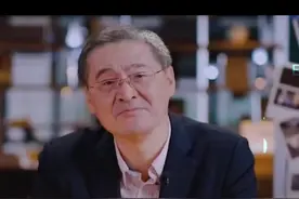 罗翔老师长白头发了，“法律最终的解释权视频封面