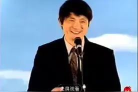 我国著名口琴演奏家杨敬民先生刚刚发表的一段视频。太值得收藏啦，一组俄罗斯民谣。杨先生演奏口琴的最大特点是完美的和声，复音口琴的一个最鲜明的优点就是和声的完美，比半音阶口琴和布鲁斯口琴好了很多。