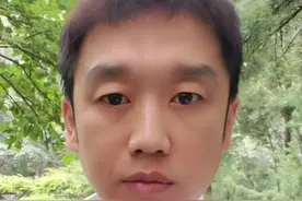 车辆停到人行道，合法么(违法停放车辆的处置) #违法停车#行政处罚#行政诉讼@DOU+小助手 @抖音短视频视频封面