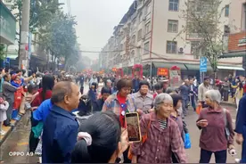 苍梧县石桥镇第十四届花炮节巡礼视频封面