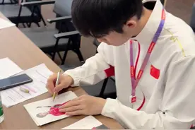 不靠谱体育经纪人打工之不靠谱记录 送biubiu队的他们到宿舍楼下，准备收收心休假啦～#盛李豪 #黄雨婷 #刘宇坤 #谢瑜视频封面