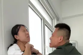被人掐脖子教你一招制敌！ #一招制敌 #防身术 #女子防身术 #女子防身术动作分解 #儿童防身术