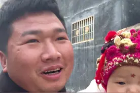今天村里举行拖拉机拔河比赛，参与者纷纷拿出了看家本领，太刺激了视频封面