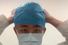 劝人学医，下一句是啥来着 对学医没兴趣不愿意吃苦的孩子，家长一厢情愿让孩子学医，容易毁掉孩子，这样培养出来的医生也很难报效社会。希望更多优秀的同学加入学医的队伍！#高考季 #学医 #临床医学 #中国医科大学视频封面