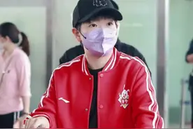 国乒结束海南封闭集训 将参加1月30日开赛的WTT新加坡大满贯视频封面