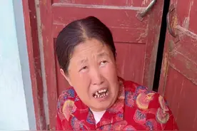 大妈化妆变美女网恋记第四集