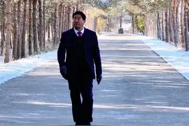 樟子松苗战胜了风沙，治沙人也能征服沙漠！#沙漠绿洲 #樟子松 #防沙治沙视频封面