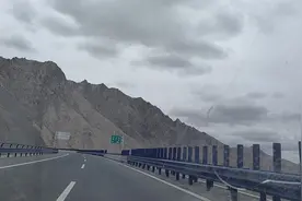 12345是外包了吗？这怎么感觉像是某某电音改行了😅视频封面