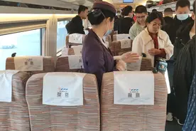 高铁在中转站调整座椅#车头变车尾 #高铁乘务员 #出行视频封面