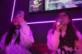 和好朋友一起去唱KTV真的太太太太幸福啦！视频封面