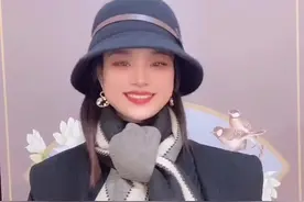 围巾配大衣的三种系法，好看又易学#围巾 #穿搭 #围巾系法