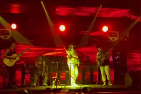 邓总，牛总，李总#livehouse音乐现场视频封面