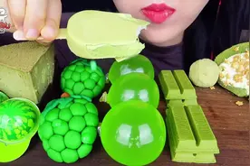 #韩国吃货主播 #美食搬运工 #咀嚼音 #解压视频 #雪糕视频封面